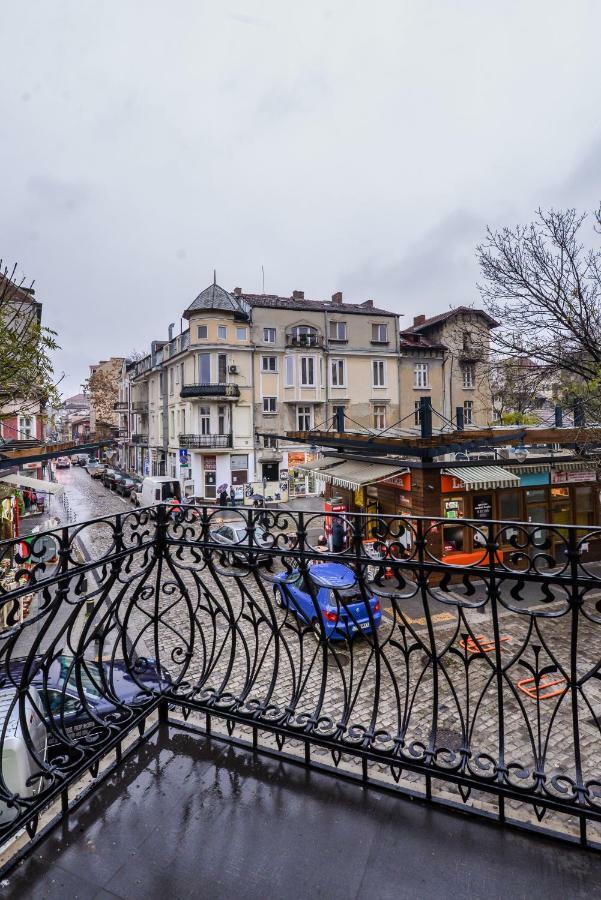 Champs-Elysees Sofia 2-Bdr, 2-Bthr Tsar Simeon Suite By Flat Mаnager Luaran gambar