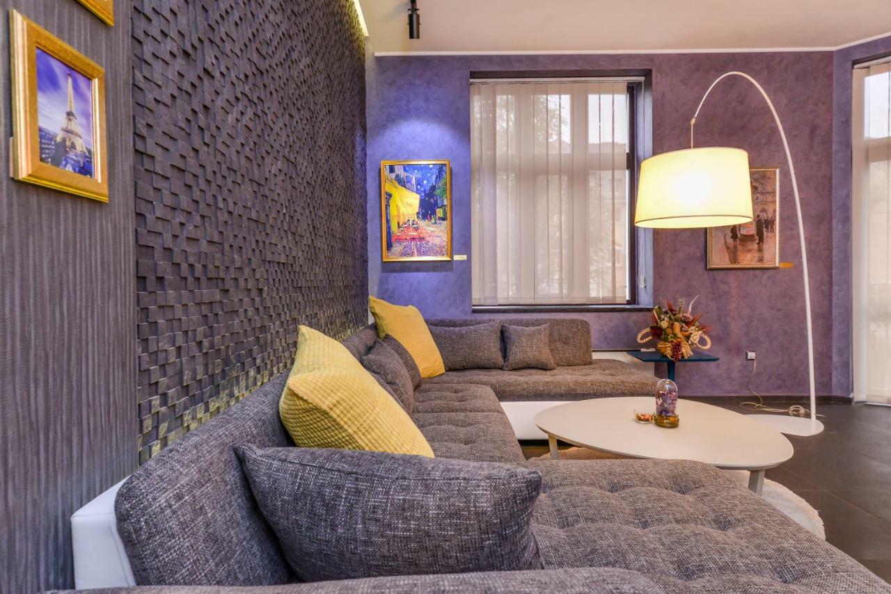 Champs-Elysees Sofia 2-Bdr, 2-Bthr Tsar Simeon Suite By Flat Mаnager Luaran gambar