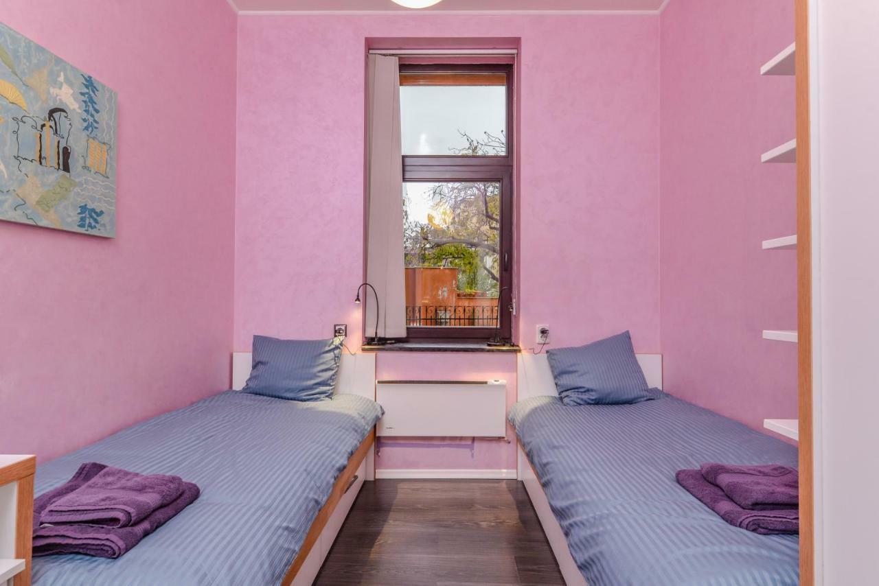 Champs-Elysees Sofia 2-Bdr, 2-Bthr Tsar Simeon Suite By Flat Mаnager Luaran gambar