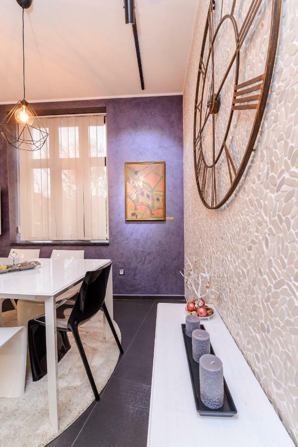 Champs-Elysees Sofia 2-Bdr, 2-Bthr Tsar Simeon Suite By Flat Mаnager Luaran gambar